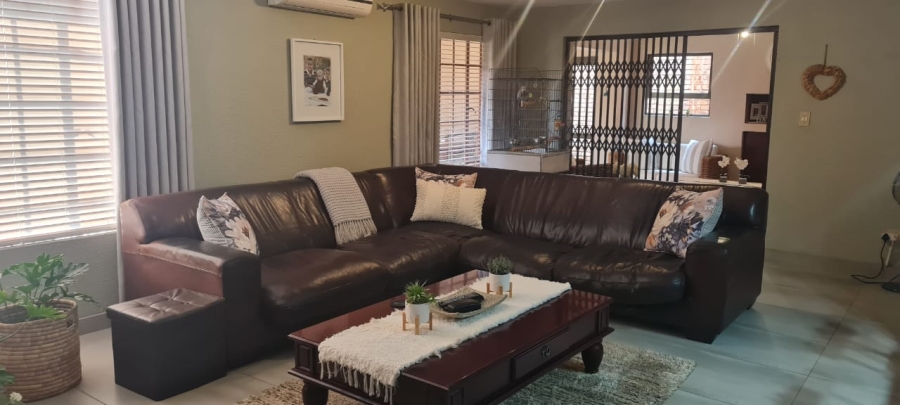 4 Bedroom Property for Sale in Bodorp North West